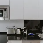 O&L Punonrostro Bright Minimalist Central Home