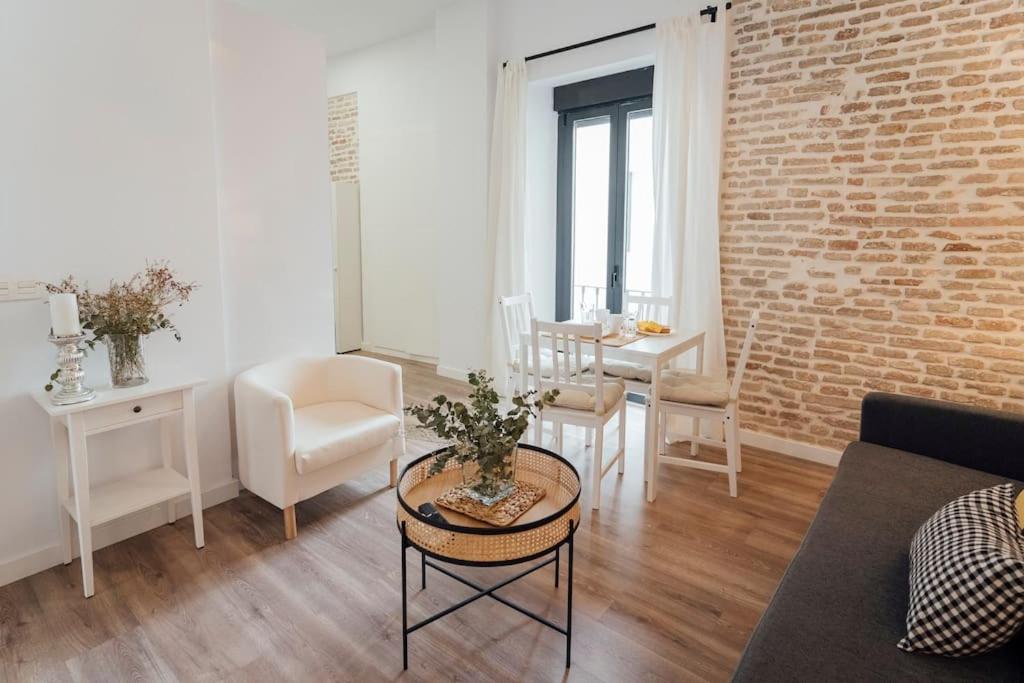 O&l Punonrostro Bright Minimalist *